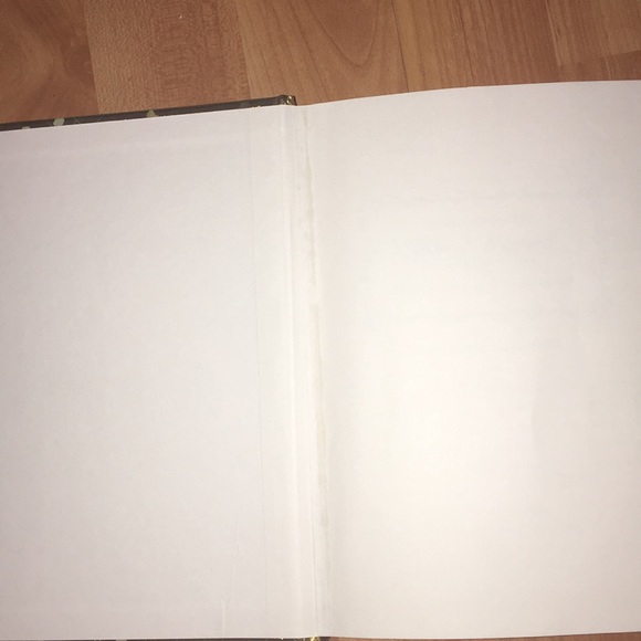 Tales from a NOT-SO-Glam TV Star - Picture 4 of 5